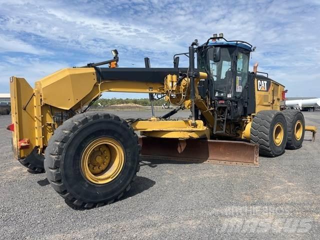 CAT 16M Graders