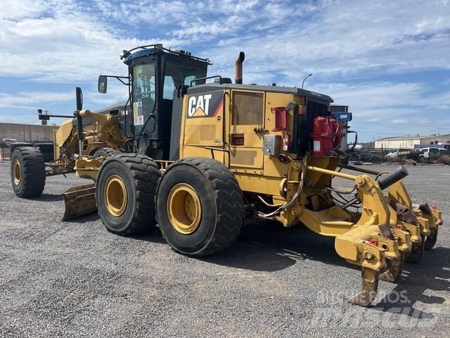 CAT 16M Graders