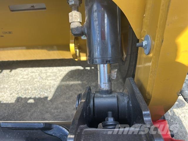 CAT 216B3 Skid steer loaders