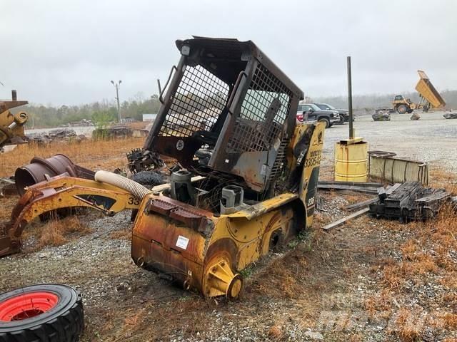 CAT 236 Skid steer loaders