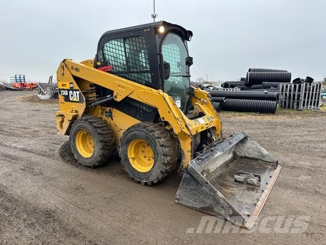 CAT 236D Skid steer loaders