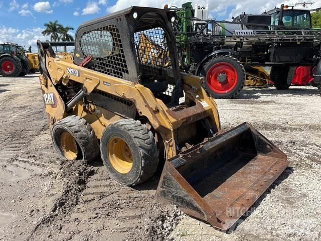 CAT 242D3 Skid steer loaders