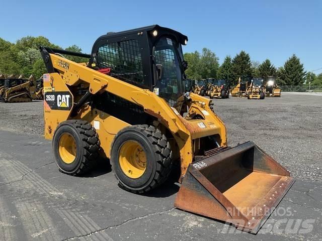 CAT 262D Skid steer loaders