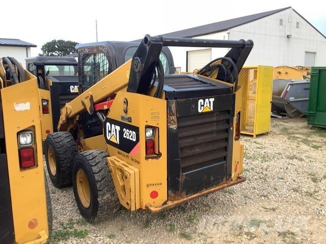 CAT 262D Skid steer loaders