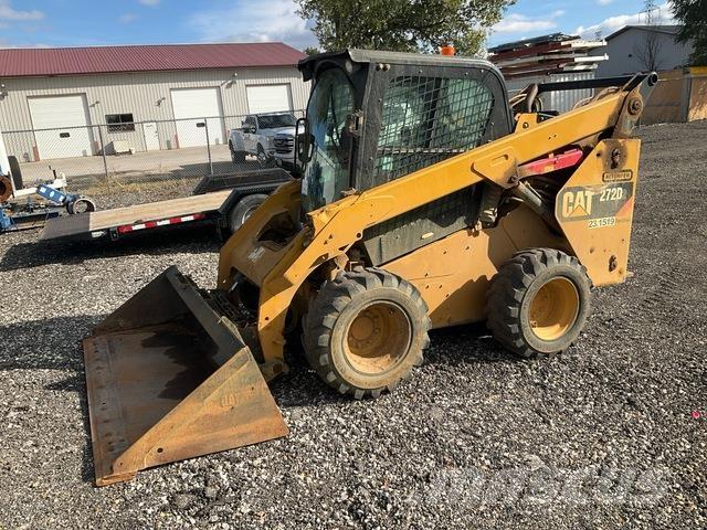 CAT 272D2 Skid steer loaders