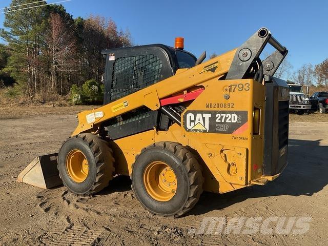 CAT 272D2 XHP Skid steer loaders