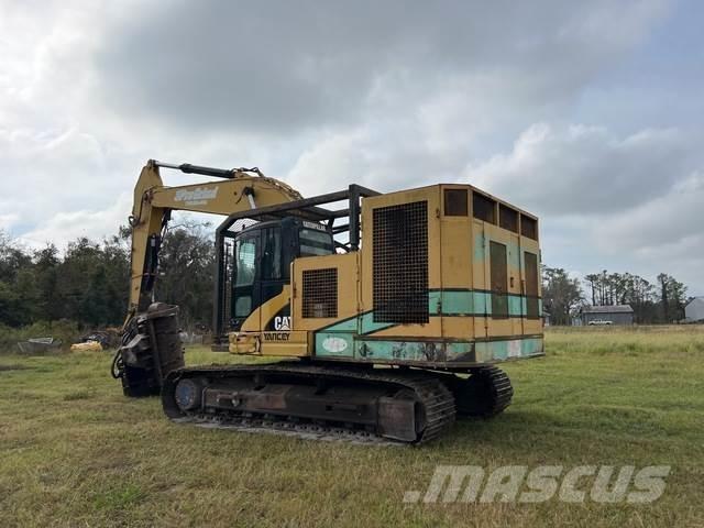 CAT 321D Crawler excavators
