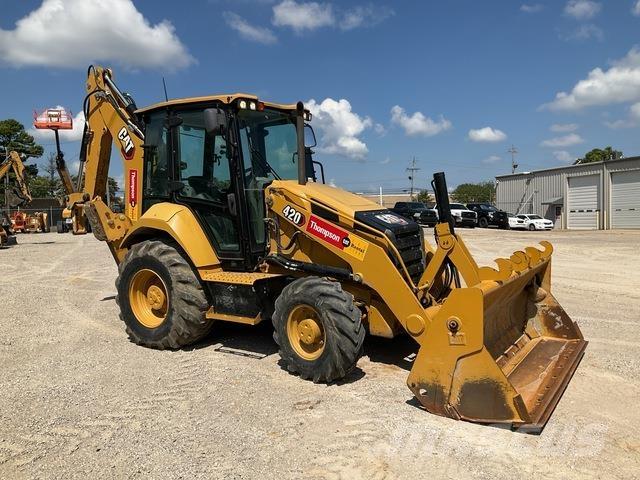 CAT 420 Backhoe