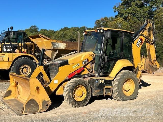 CAT 420 Backhoe