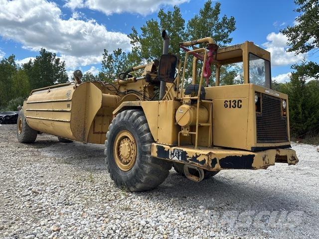 CAT 613C Water bowser