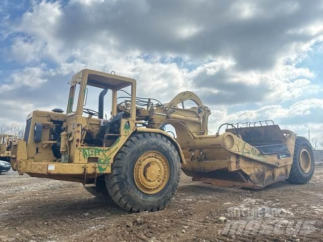 CAT 621 Scrapers