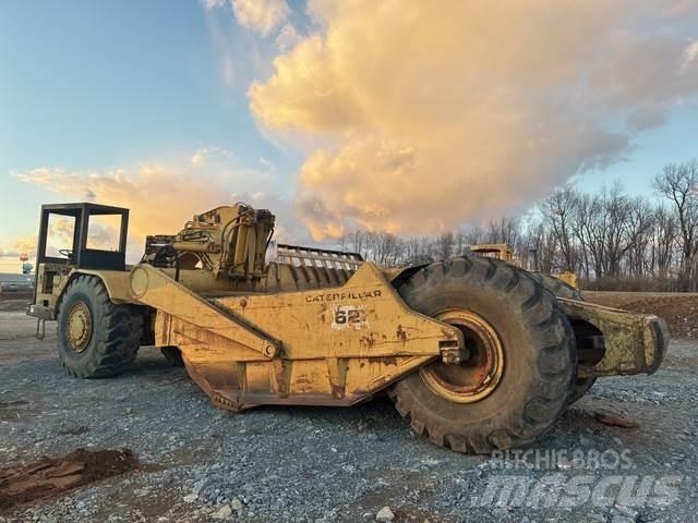 CAT 621 Scrapers