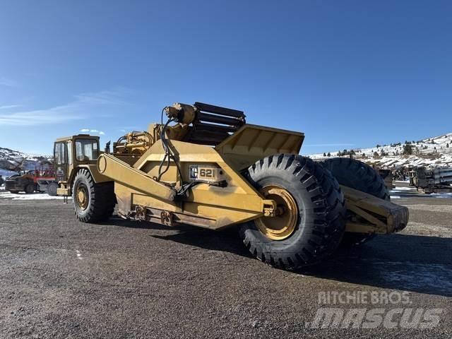 CAT 621 Scrapers