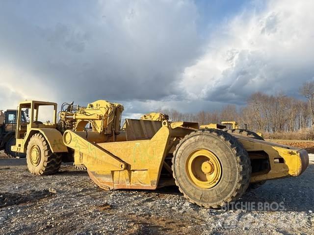 CAT 621B Scrapers