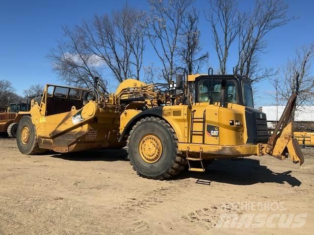 CAT 627H Scrapers
