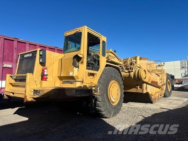 CAT 651B Water bowser