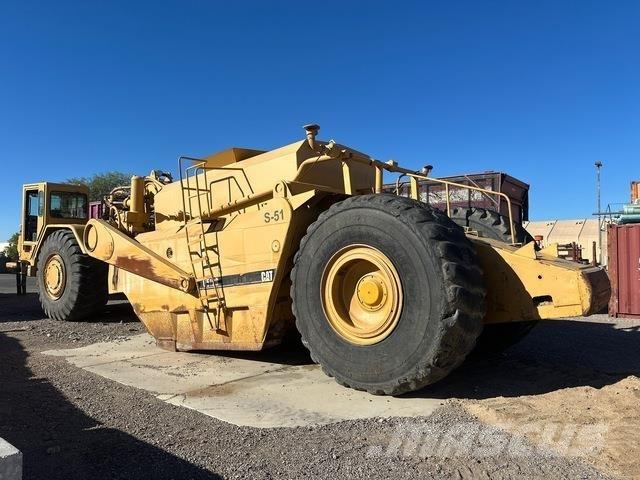 CAT 651B Water bowser