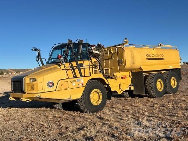 CAT 730C Water bowser