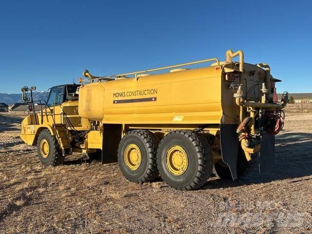 CAT 730C Water bowser