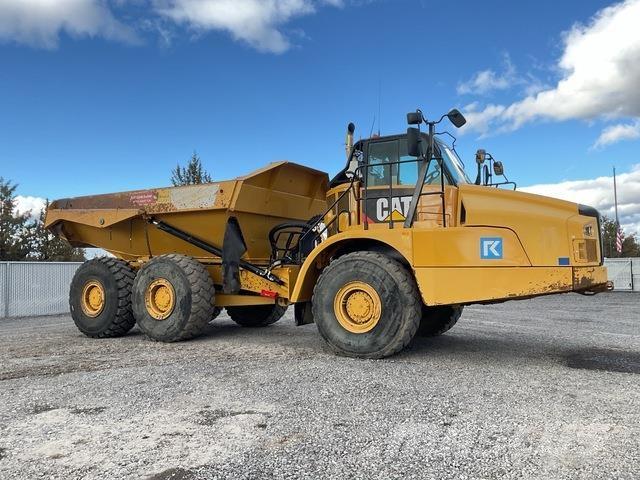 CAT 735C Articulated Haulers