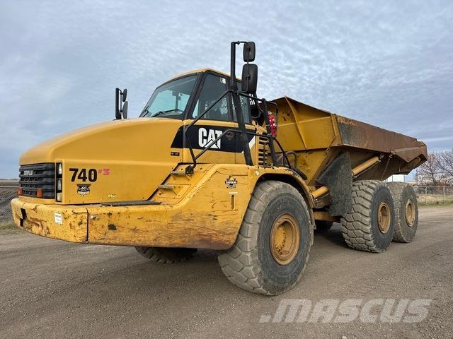 CAT 740 Articulated Haulers