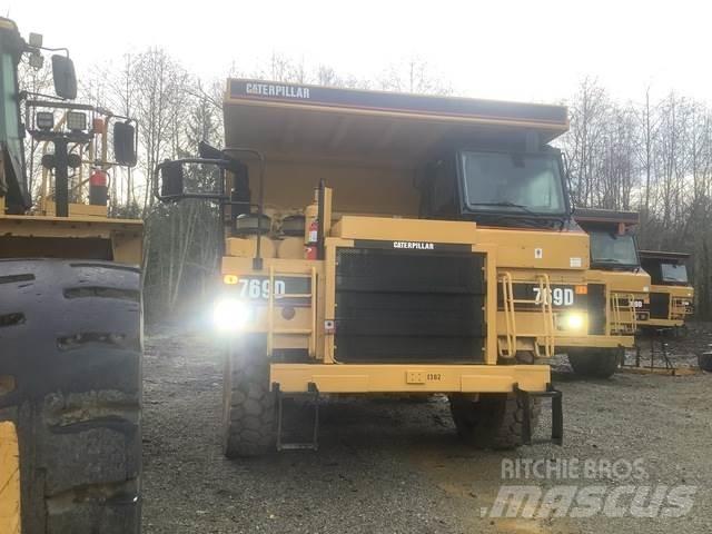 CAT 769D Articulated Haulers