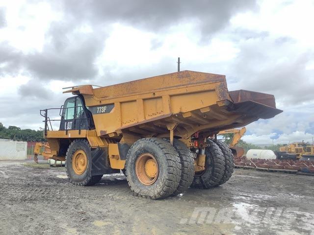 CAT 773F Articulated Haulers