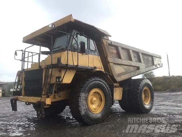 CAT 775B Articulated Haulers