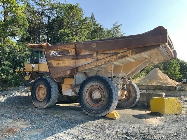 CAT 775D Articulated Haulers