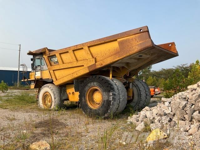CAT 775D Articulated Haulers