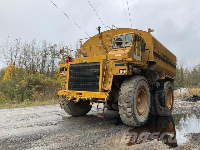 CAT 777B Water bowser