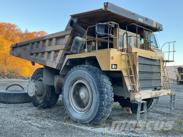 CAT 777C Articulated Haulers