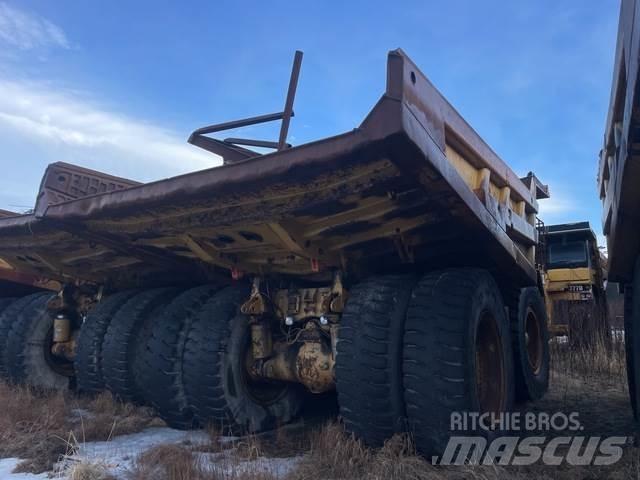 CAT 777D Articulated Haulers
