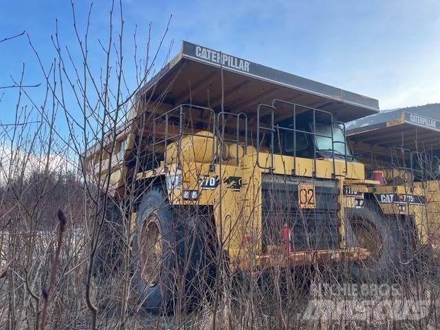 CAT 777D Articulated Haulers