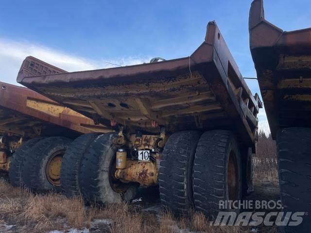 CAT 777D Articulated Haulers