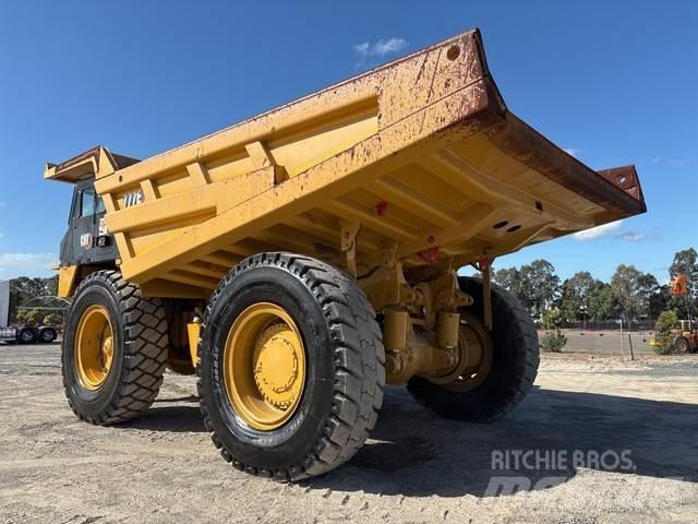 CAT 777E Articulated Haulers