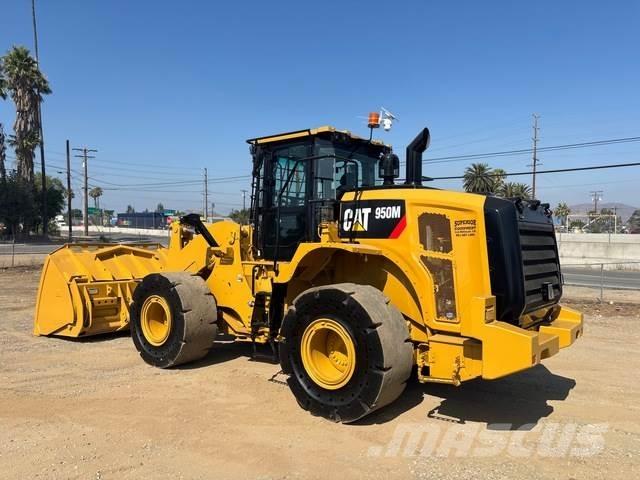 CAT 950M Wheel loaders