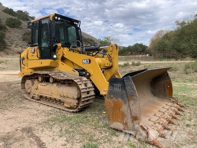 CAT 963 Crawler loaders