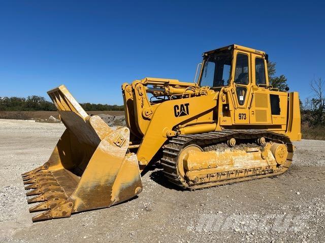CAT 973 Crawler loaders