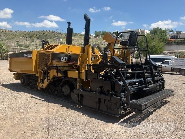 CAT AP-1055B Asphalt pavers