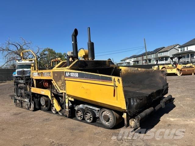CAT AP-1055B Asphalt pavers