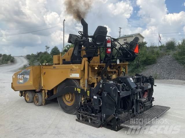 CAT AP-600D Asphalt pavers