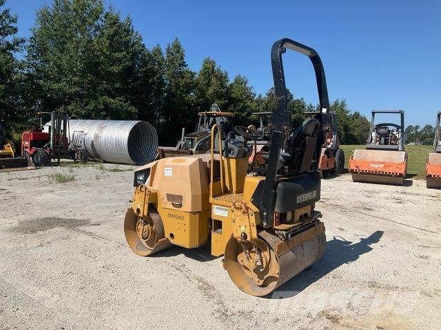 CAT CB24 Twin drum rollers