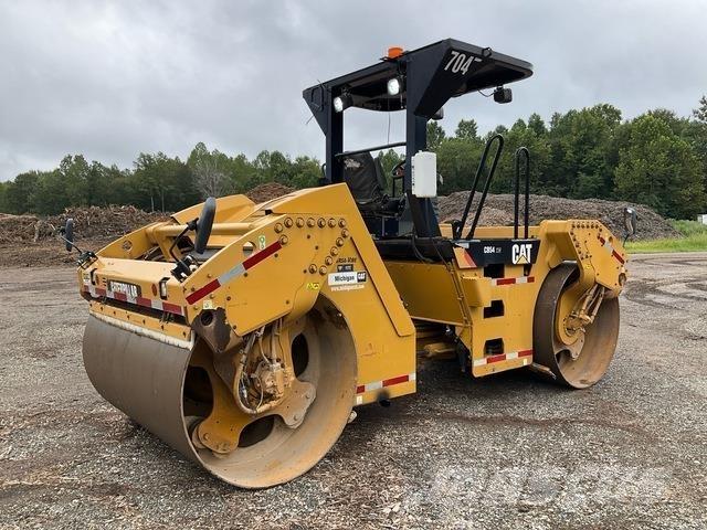 CAT CB54 Twin drum rollers