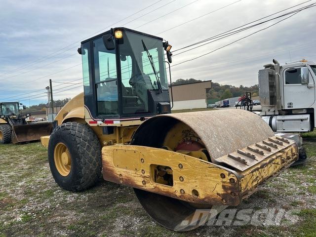 CAT CS-563 Single drum rollers
