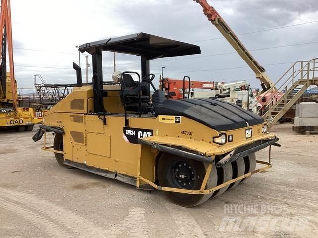 CAT CW34 Pneumatic tired rollers