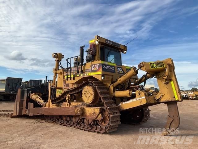 CAT D10T Crawler dozers