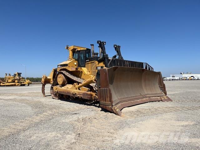 CAT D11R Crawler dozers