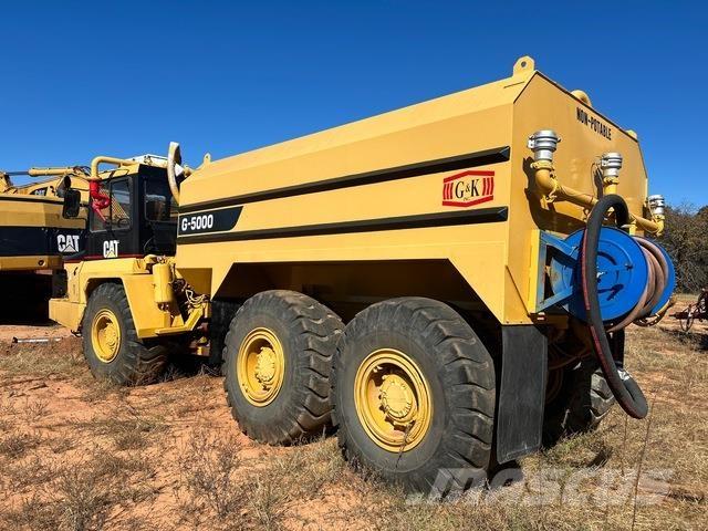 CAT D250E Water bowser