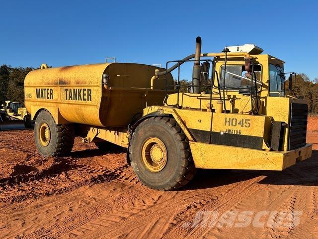 CAT D25D Water bowser